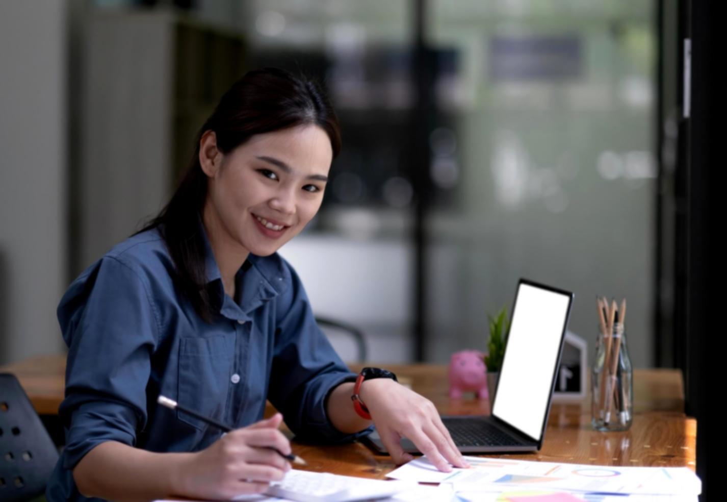 Session de travail collaboratif sur analyse financière stratégique